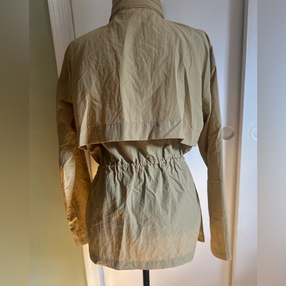 Jacket - Picture 3 of 4